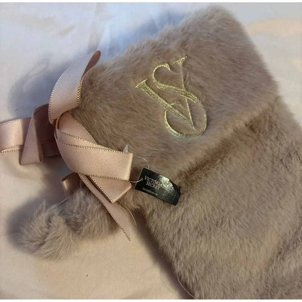 NEW Victoria's Secret Holiday 2024 Blush‎ Pink Faux Fur Stocking